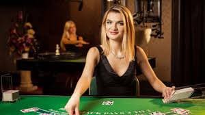 tg108 kasino baccarat live meja premium dengan dealer cantik profesional